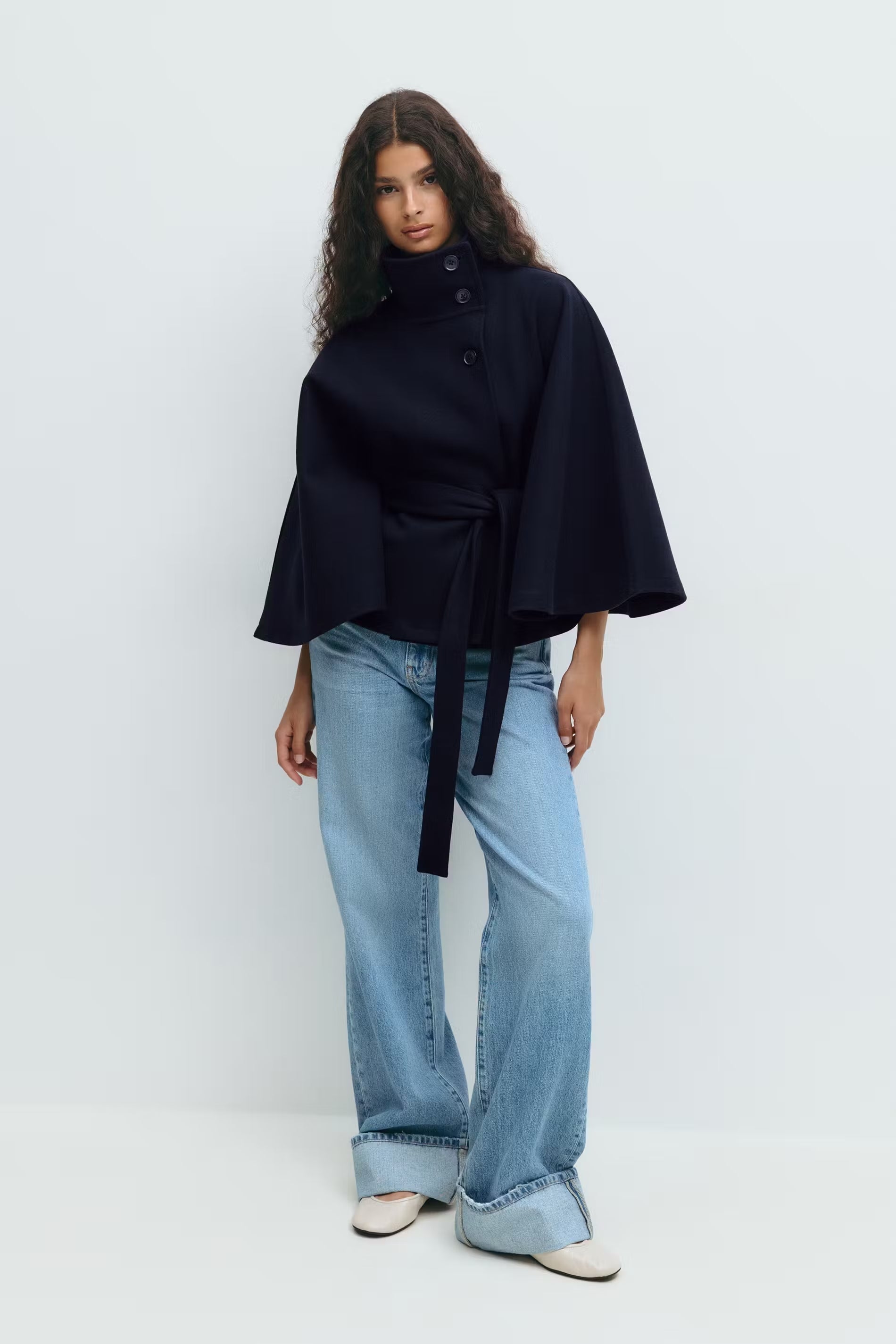 Belt cape jacket